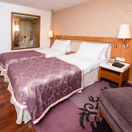 Hotel Bawa International Мумбай Екстериор снимка