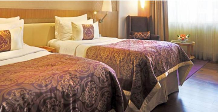 Hotel Bawa International Мумбай Екстериор снимка