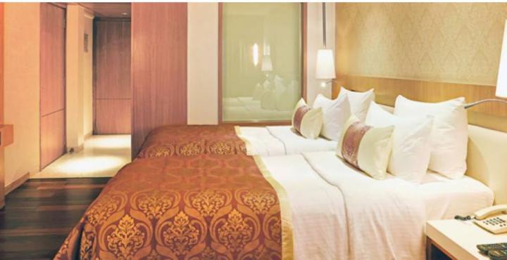 Hotel Bawa International Мумбай Екстериор снимка