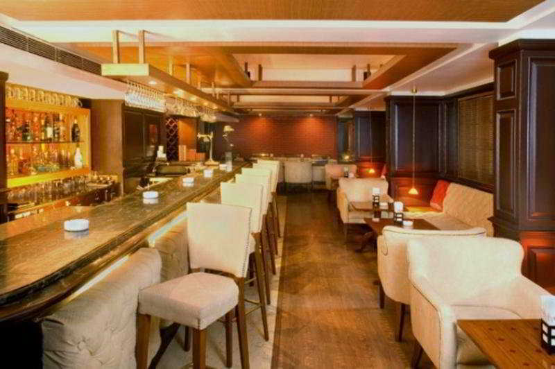 Hotel Bawa International Мумбай Екстериор снимка