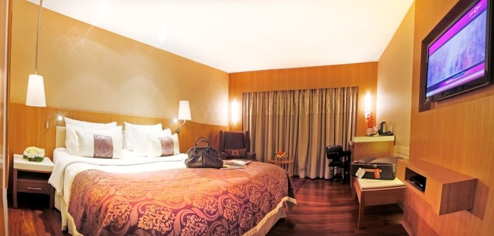 Hotel Bawa International Мумбай Екстериор снимка
